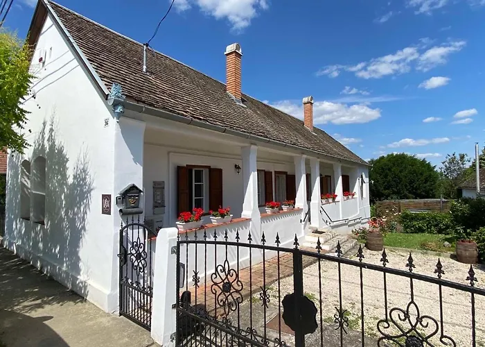 Vb36 Vendeghaz * Villány